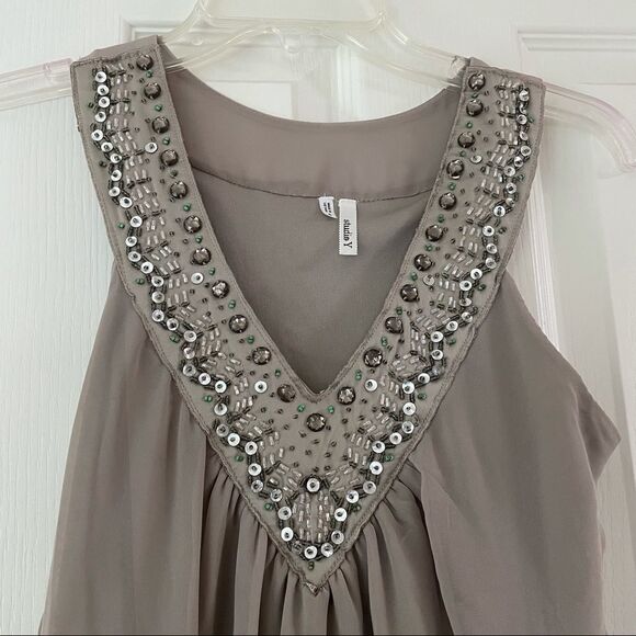 🎉🎉HP 2/2/24🎉🎉Studio Y grey lace and jeweled top - Picture 2 of 8